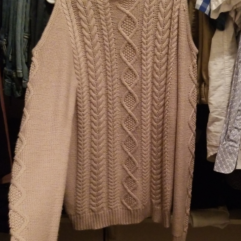 Sweater - Picture 3 of 3